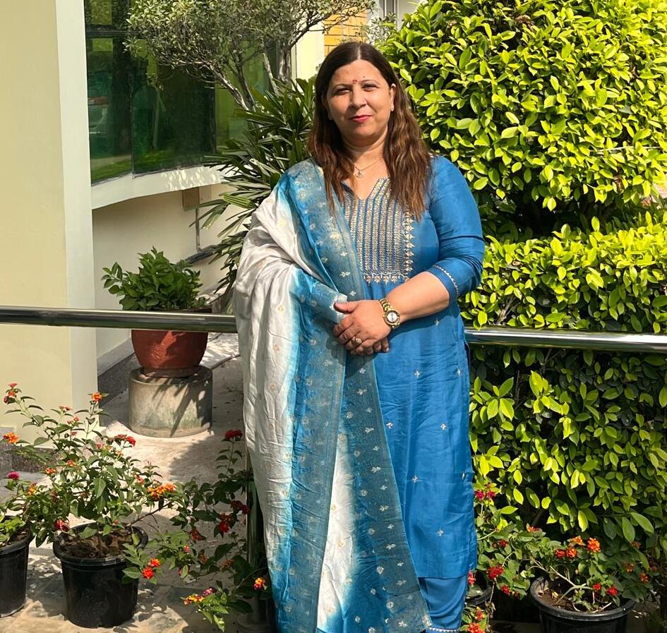Meenu Mehra